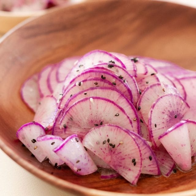 purple daikon radish recipe quick & easy • The Sound of Cooking